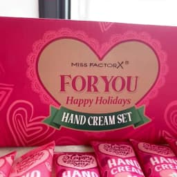 96 Pieces Hand Cream and Lip Balm Gift Set - Includes Pink Gift Bag and Bow Card, Suitable for Wedding, Holiday Gift Distributio