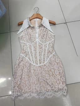 TWOTWINSTYLE Patchwork Lace Dresses for Women Lapel Sleeveless High Waist Slimming Spliced Button Mini Dress Female Fashion 2026