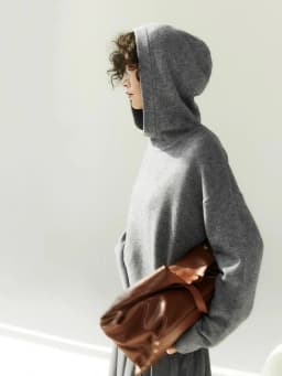Women's Grey Hooded Cashmere Pullover Sweater High-Grade Winter Top for Autumn And Winter Season
