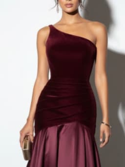 Yeezzi 2026 New Women One-Shoulder Floor-length Formal Evening Gown Elegant Velvet Patchwork Pleated High-low Party Maxi Dresses
