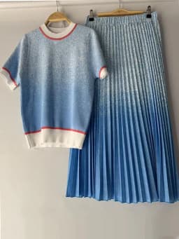 Retrowomen's spring/summer new two-piece striped knit Joker Top+elastic waist and white skirt swing overskirt fashion suit