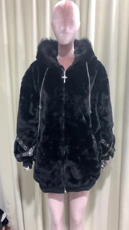 Mauroicardi Autumn Winter Oversized Warm Soft White Faux Fur Coat Women with Hood Harajuku Fashion Fluffy Jacket Streetwear 2025