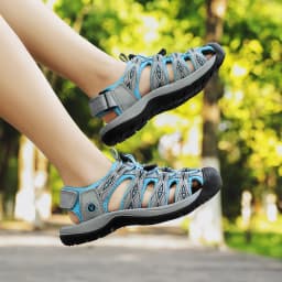 Summer Genuine Leather Women Sandals Comfortable Gladiator Sandals New Designer Sneakers Lightweight Outdoor Women Beach Sandals