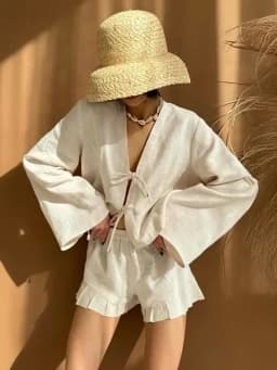 Bronladies Lace Up Long Sleeves Shorts Set Summer Womem's Solid Color Top Fashionable Loose Casual Flounce Shorts 2-Piece Set