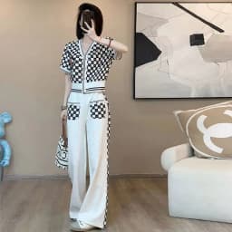 Spring and Summer New Style Casual Age Reducing Wide Leg Pants Two-piece Set Fashionable Retro Top Set for Women