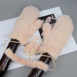 Winter Real Mink Fur Gloves Fashion Soft Warm 100%Natural Mink Fur Gloves Lady Good Elastic Genuine Fur Gloves Knitted Fur Glove