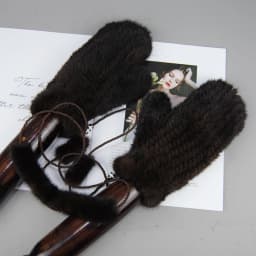 Winter Real Mink Fur Gloves Fashion Soft Warm 100%Natural Mink Fur Gloves Lady Good Elastic Genuine Fur Gloves Knitted Fur Glove