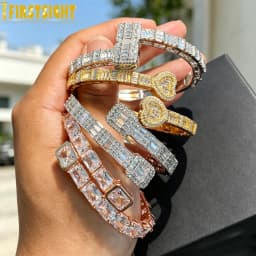 New Iced Out Bling Rectangle AAA CZ Opened Heart Bracelet Silver Color Square Zircon Charm Bangle For Women Hiphop Jewelry