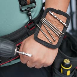 MELOTOUGH Magnetic Suspenders Tool Belt Suspenders with Large Moveable Phone Holder
