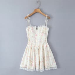 YENKYE Sexy Elegant Women Lace Patchwork Floral Print Sling Mini Dress Low Waist A-line Summer Holiday Party Dresses Pretty Robe