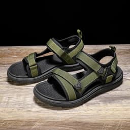 Summer Mens Sandals Wear Resistant Male Beach Shoes Fashion Comfortable Platform Shoes Non Slip New Men Shoes Hot Sale Sandalias