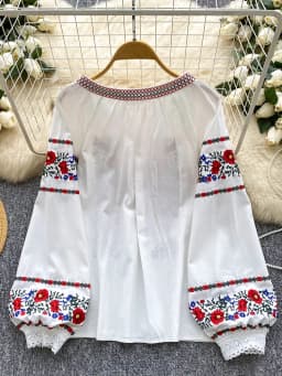 Women's Autumn Bohemian Blouse Ethnic Embroidered O-Neck Shirt Casual Bow Tie Loose Top Linen-cotton Female Pullovers Girl BL256