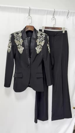 HIGH STREET Newest 2026 Designer Suit Women Beaded Diamonds Stand Collar Single Button Blazer Wide-leg Pants Set 2PCS