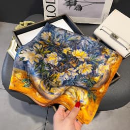 100% Pure Silk Square Scarf Women Hairband Office Neck Scarves Print Luxury Neckerchief Bandana Spring Foulard Female Shawl 65cm