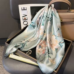 100% Pure Silk Square Scarf Women Hairband Office Neck Scarves Print Luxury Neckerchief Bandana Spring Foulard Female Shawl 65cm