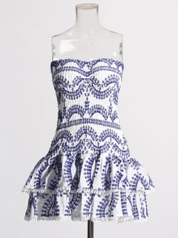 TWOTWINSTYLE Patchwork Folds Casual Dresses For Women Strapless Sleeveless High Waist Hollow Out Elegant Slimming Dress Female