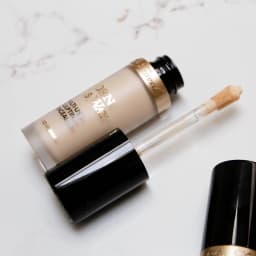 Too Faced Makeup Born Super Coverage Multi-Use Concealer with Hyaluronic Acid Retouches Wide Range Of Flawless Shades 13.5ml