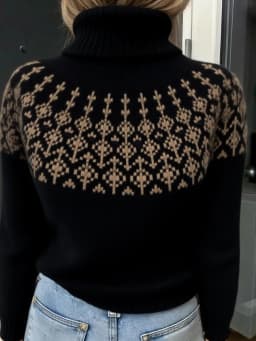 New Autumn and Winter Niche Knit Cardigan for Women, Designed in a Lazy Style, Black Geometric Pattern Fitted Turtleneck Pullover, Casual and Elegant Autumn/Winter Top, Basic Versatile Style for Urban Commuting, Stylish and Fashionable Casual Resort Wear, Designer Pattern Niche Knit Cardigan, Valentine's Day Holiday Outfit, Instagram-Style Clothing, Popular among Koreans, Date Gift, Women's Clothing