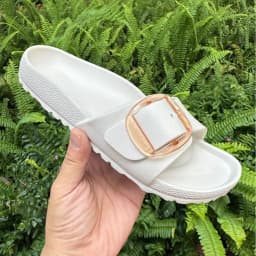 Summer Fashion Women's Flat Sandals with One Strap, EVA Large Buckle Flat Sandals, Versatile Outdoor Beach Shoes