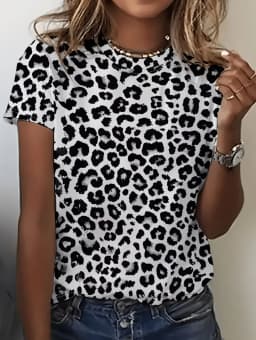 Leopard Print Women's T-Shirt Short Sleeved Tops Summer Casual Women's Crew-Neck Y2k Clothes T-Shirt Outdoor Street Elegant Top