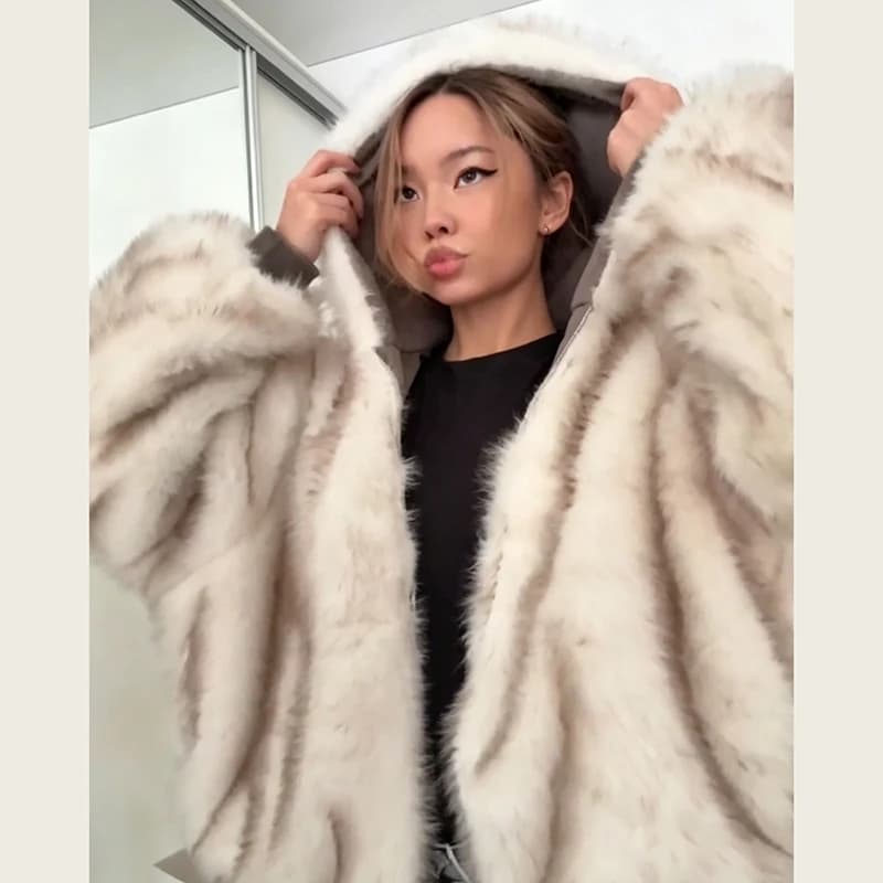 Warm Hooded Wowone's Faux Fur Jacket Batwing Sleeve Zipper Loose Reversible Puffy Coat With Pocket 2026 New Winter Lady Jackets