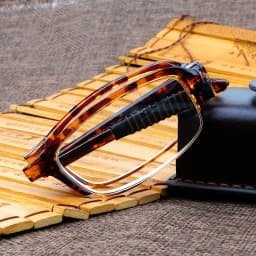 TR90 Folding Reading Glasses +1.0 to +4.0 HD Portable Ultralight Presbyopic Glasses Case For Men Women Presbyopia Spectacles