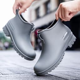 Couple's Short-Tube Non-Slip Plastic Rain Boots, Outdoor Commuting Waterproof Shoes, Pvc One-Piece Molded Women's Water Boots,