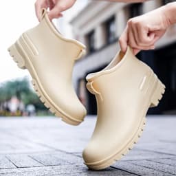 Couple's Short-Tube Non-Slip Plastic Rain Boots, Outdoor Commuting Waterproof Shoes, Pvc One-Piece Molded Women's Water Boots,