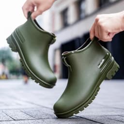 Couple's Short-Tube Non-Slip Plastic Rain Boots, Outdoor Commuting Waterproof Shoes, Pvc One-Piece Molded Women's Water Boots,