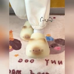 Unisex Size 36-45 Cute Calico Cat Paw Clogs for Women Men Platform Kitten Shoes with Paw Print Bottom Non-slip Eva Beach Slipper