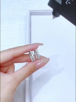 Gorgeous 0.1ct Real Moissanite Diamond Round Earrings Wedding Fashion Hoop Earring for Women Wedding Jewelry