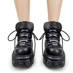New Women Shoes Punk Style Lace-up Heel Height 8CM Platform Shoes Woman Gothic Ankle Rock Boots Metal Decor Women Sneakers 2026