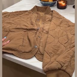 Women Loose Fit Stand Neck Quilted Coat Wave Stitching Snap Closure Raglan Long Sleeve Light Padded Jacket Commuter Outerwear