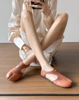 Tabi Ballet Flat Women Sandals Stretch Fabric Casual Loafers Brand Designer Elegant Mary Jane Split Toe Sneaker Shoes балетки