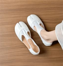 Tabi Ballet Flat Women Sandals Stretch Fabric Casual Loafers Brand Designer Elegant Mary Jane Split Toe Sneaker Shoes балетки