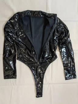 M-4XL Long Sleeve Wet Look PVC Catsuit Shiny PU Leather Bodysuit Tights High Cut Body Teddies Cosplay Tshirt Top Leotard Unitard