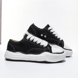 2026 Fashion Low Top Skate Shoes for Men Women, Street Trend Couple Shoes Non-slip Wearproof Daily Sneakers