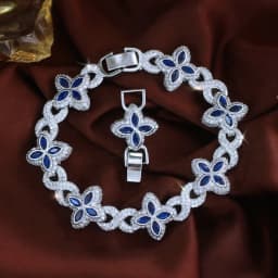 ThreeGraces Luxury Shiny Blue Zirconia Geometric Infinite Shape Bridal Wedding Lucky Leaf Link Chain Bracelet for Women Jewelry