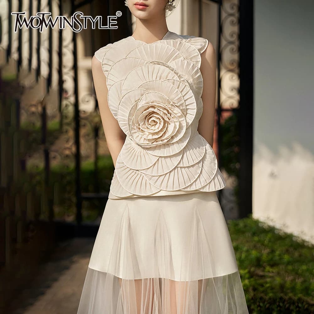 TWOTWINSTYLE Patchwork Appliques T Shirts for Women O Neck Sleeveless Slimming Solid Spliced Zipper T Shirt Female Fashion 2026