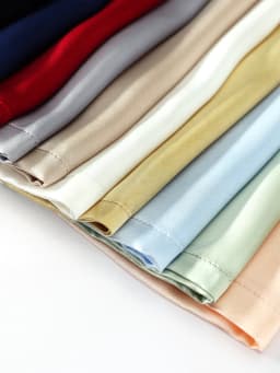 SuyaDream. Women Basic Cozy Tanks, 100% Real Silk, O Neck Sleeveless Chic T Shirt, 2025 Solid Summer Vests, White, Pink, Beige