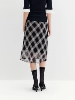 FSLE 2026 Fall Women's Vintage Contrast Plaid Elastic Waist Flowy Chiffon Straight Midi Skirt - Casual Chic Everyday Style
