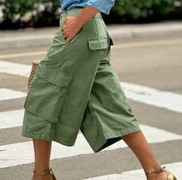 Cargo Shorts Women Multi Pocket Wide Leg Capri Pants Mid Waist Loose Fit Woven Summer Casual Outdoor Bermuda 3/4 Length Trousers