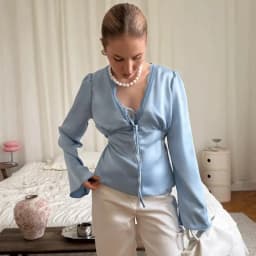 Tsiisd Women's Lace Satin Lace-Up Vest Top Patchwork Fashion Romantic Premium Commute Summer Tank Female Bandage V-Neck Top 2026