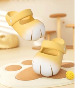 New Cat Paw Mary Jane Shoes Women Adjustable Strap EVA Non-Slip Slipper Woman Gradient Kitten Claw Sandals Garden Mules Clogs
