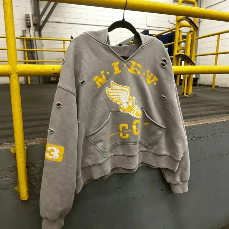 Y2K College Grey Sweatshirt Winged Sneaker Graphic Ripped Crop Hoodie American Retro Hip Hop Streetwear Unisex Oversize Clothing