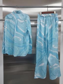 VGH Casual Boho Style Blue Print Satin Two Piece Set for Women Lapel Long Sleeve Shirt Wide Leg Pants Outfit for Beach Vacations