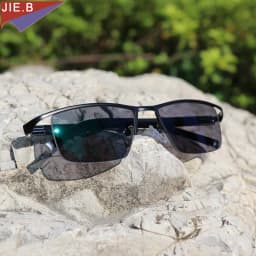 New Design Photochromic Reading Glasses Men Half Rim Titanium alloy Presbyopia Eyeglasses sunglasses discoloration with diopters