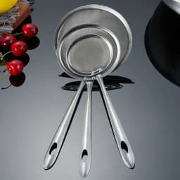 Deep Fine Mesh Strainer Skimmer304Stainless Steel Cooking Spoon,Oil Skimmer&Strainer with Heat Resistant Handle,Dishwasher Safe