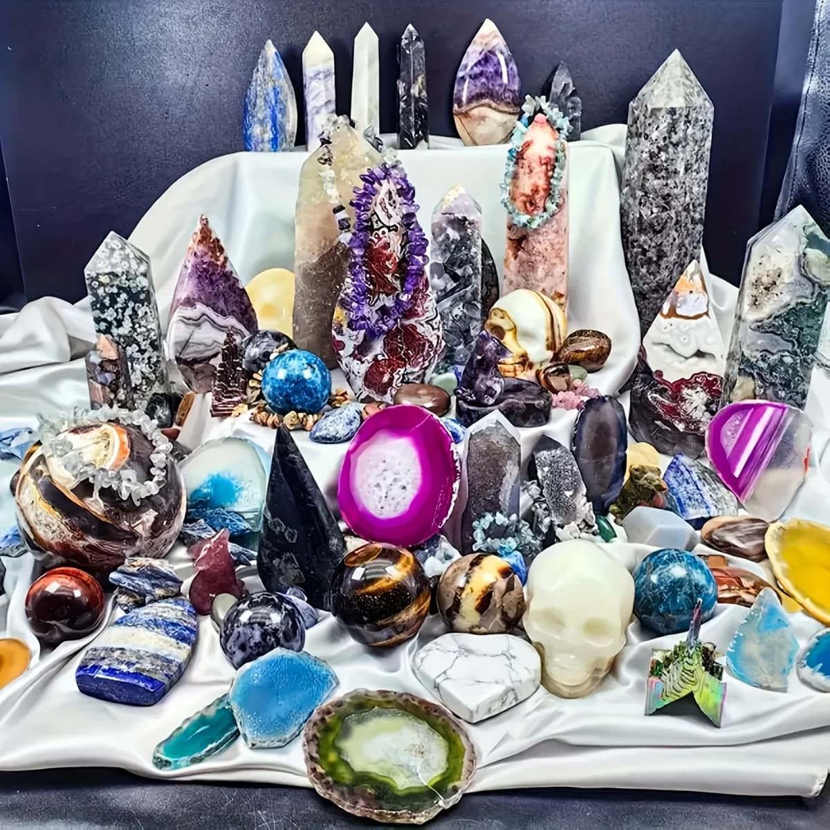 Open your own unique crystals! 4lb-6lb Crystal Gift Box-Mixed Raw Stone, Tower, Sphere, Carving , Bracelet Ring, Home Decoration