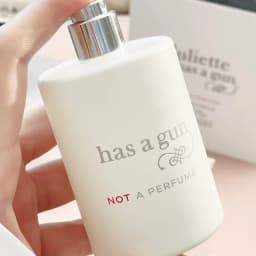 Has a Gun Not a Perfume Unisex Perfume 100ml Minimalist Clean Musky Fragrance with Smooth Base Notes Refined Scent